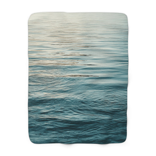 Ocean Waves sherpa blanket — cozy seaside fleece throw, beach lover gift, nautical home decor