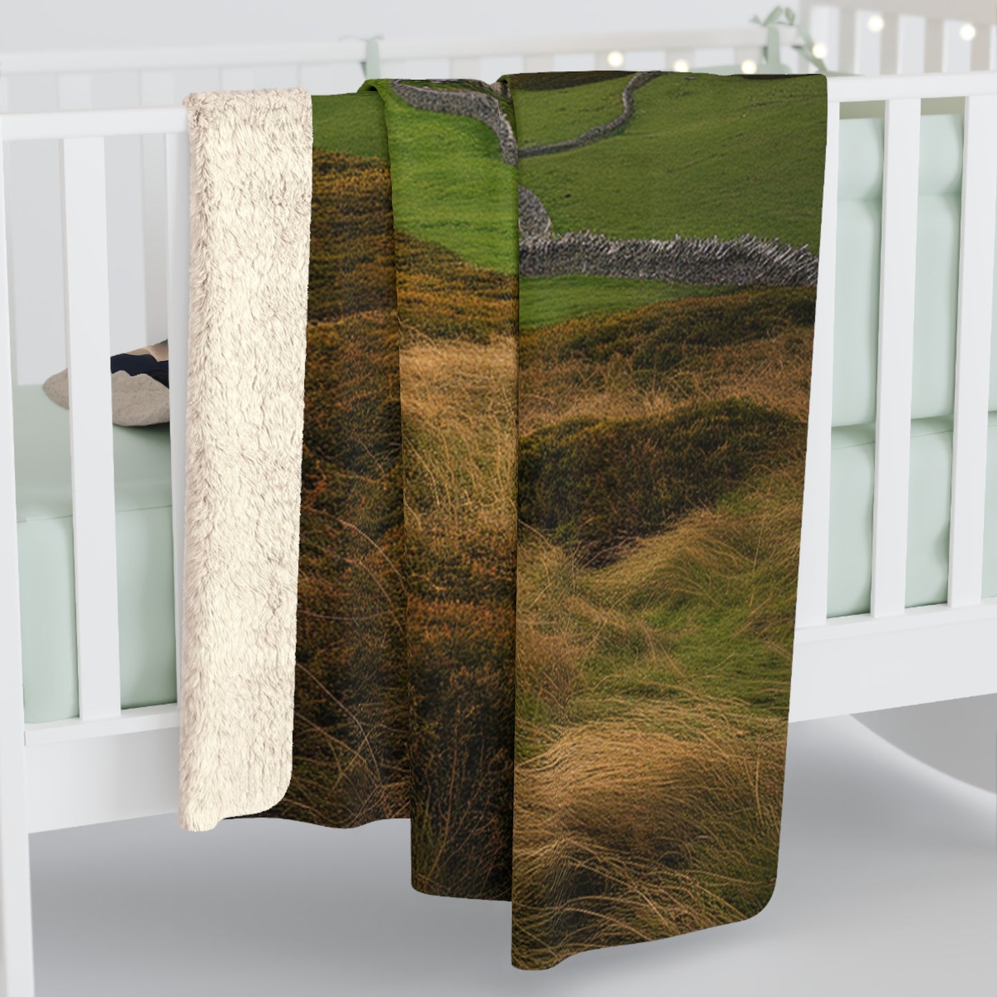 Artistic Sherpa Throw Blanket 60x80 | Soft Fleece Blanket | Home Decor Gift